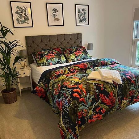 Chic 2 Bedroom Cottage Willingham  ภายนอก รูปภาพ