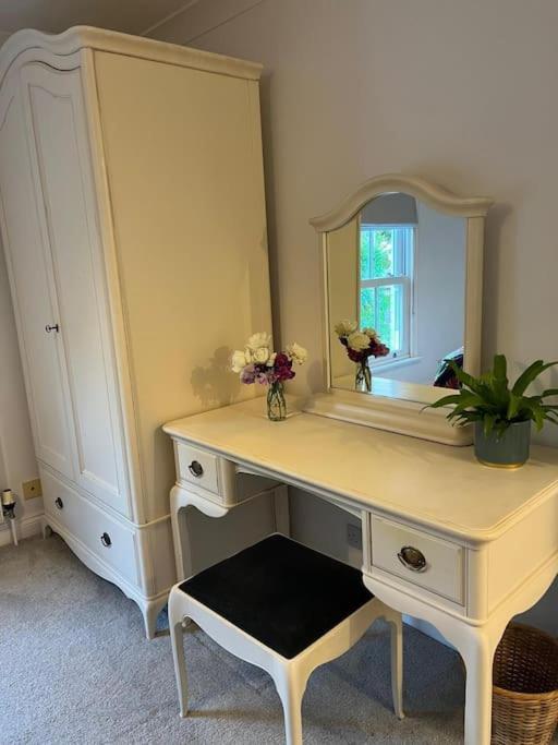 Chic 2 Bedroom Cottage Willingham  ภายนอก รูปภาพ